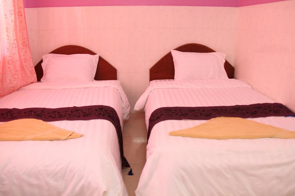 Capitol 3 Guesthouse Phnom Pen Exterior foto