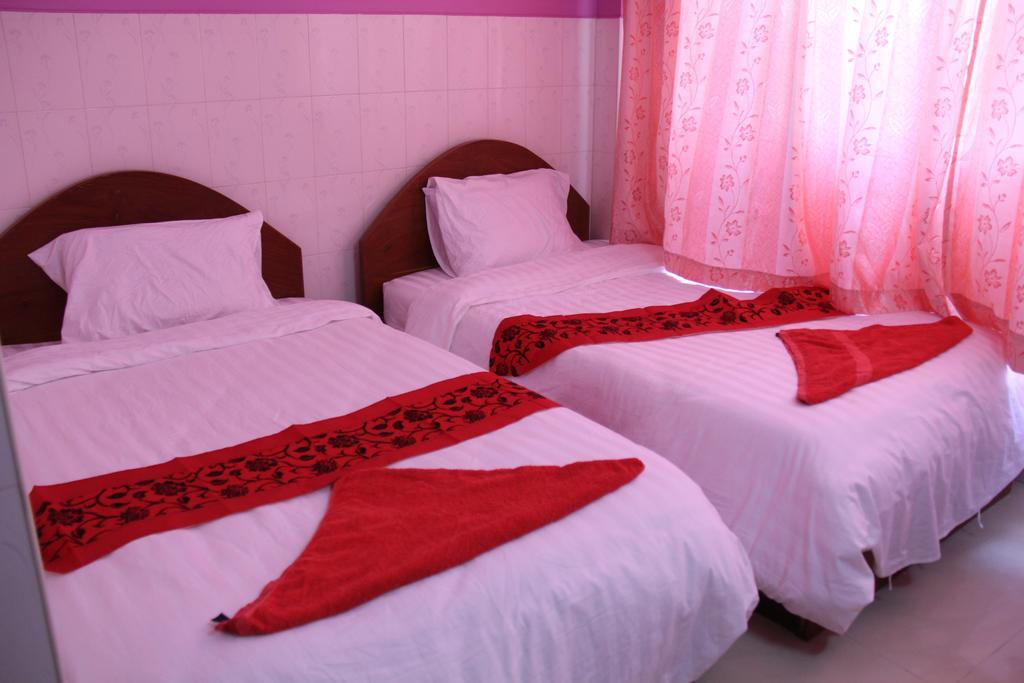 Capitol 3 Guesthouse Phnom Pen Exterior foto