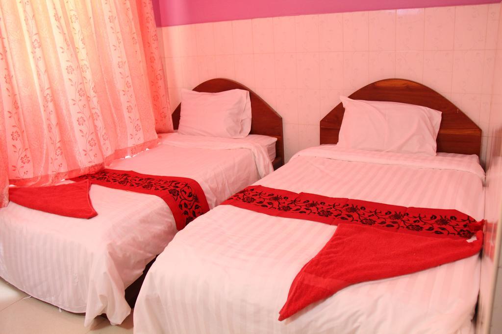Capitol 3 Guesthouse Phnom Pen Exterior foto